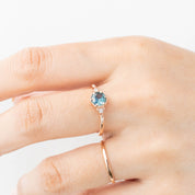 【一点物】アガサリング ・0.70ct・加熱モンタナ産ブルーグリーンサファイア・K14RG