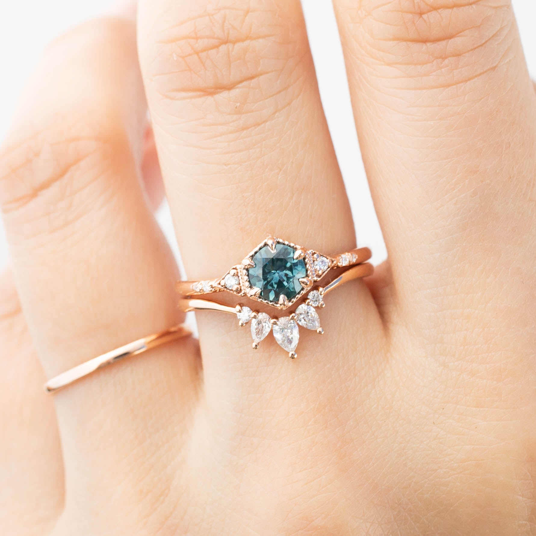 【一点物】アガサリング ・0.70ct・加熱モンタナ産ブルーグリーンサファイア・K14RG