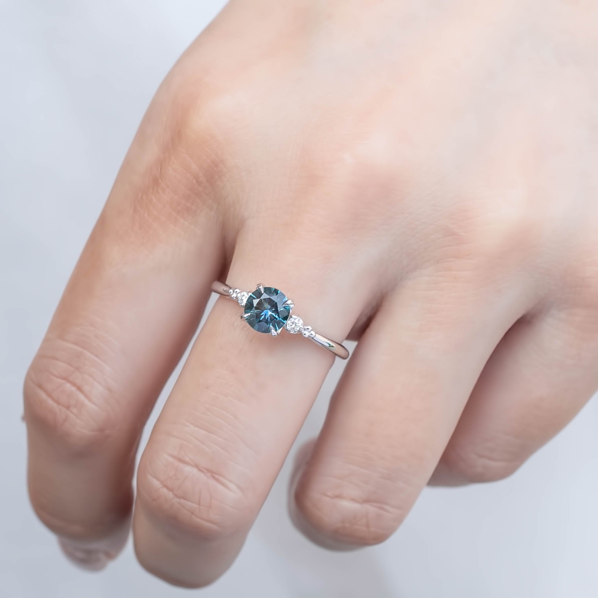 【即日配送】エステルリング ・0.77ct・加熱モンタナ産ブルーグリーンサファイア・K14WG