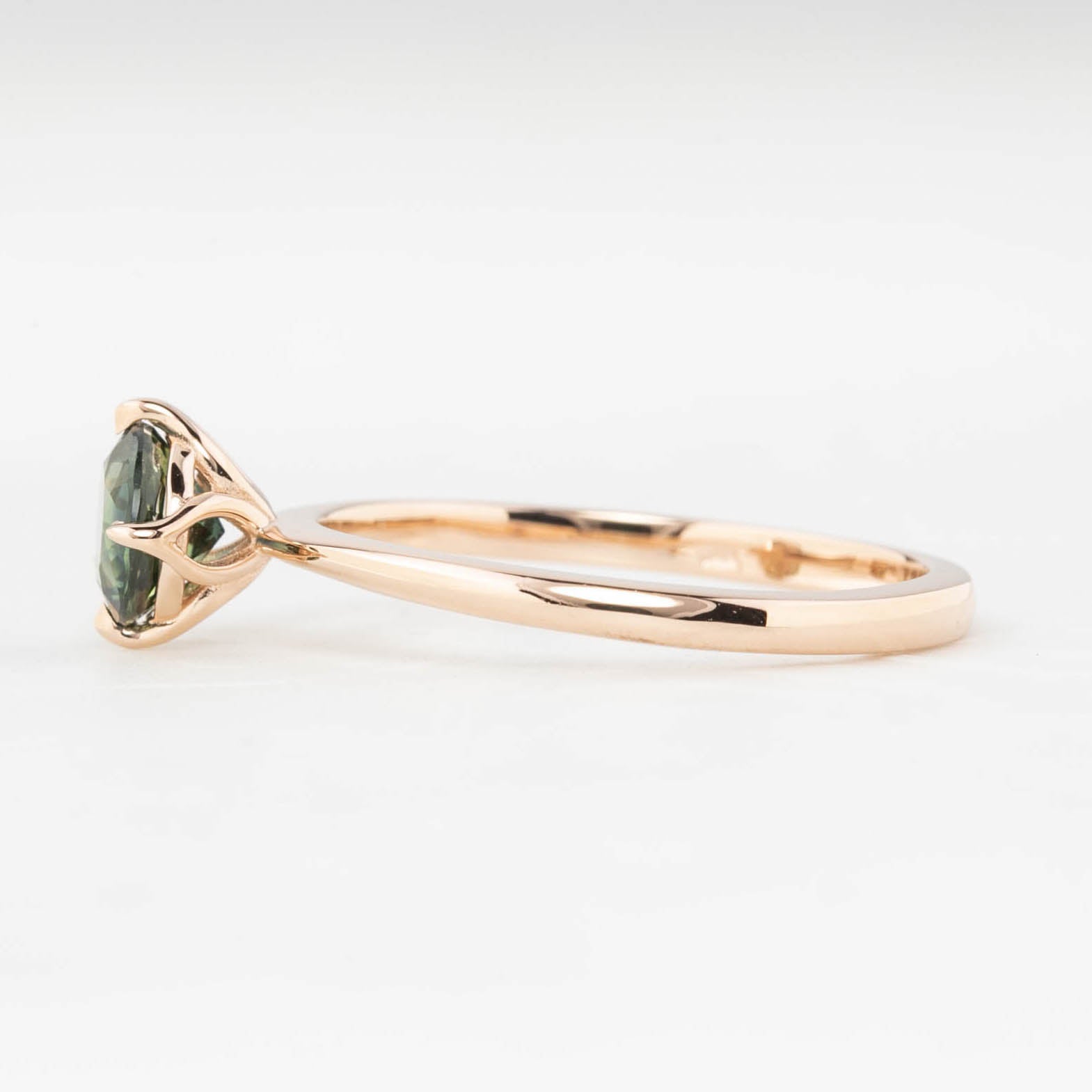 【即日配送】アリスリング ・0.79ct・加熱クイーンズランド産サファイア・K14RG