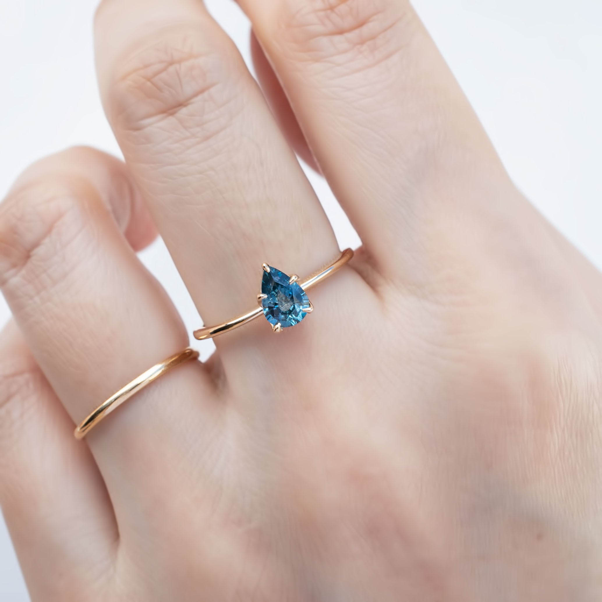 Sara Ring, 0.71ct Montana Sapphire