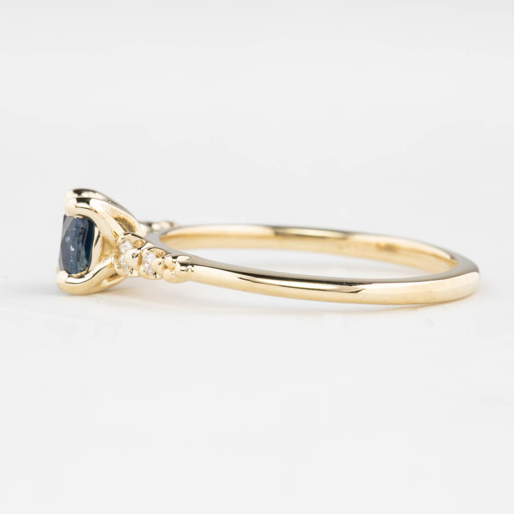 【一点物】エステルラックスリング ・0.83ct・加熱モンタナ産ブルーサファイア・K14YG