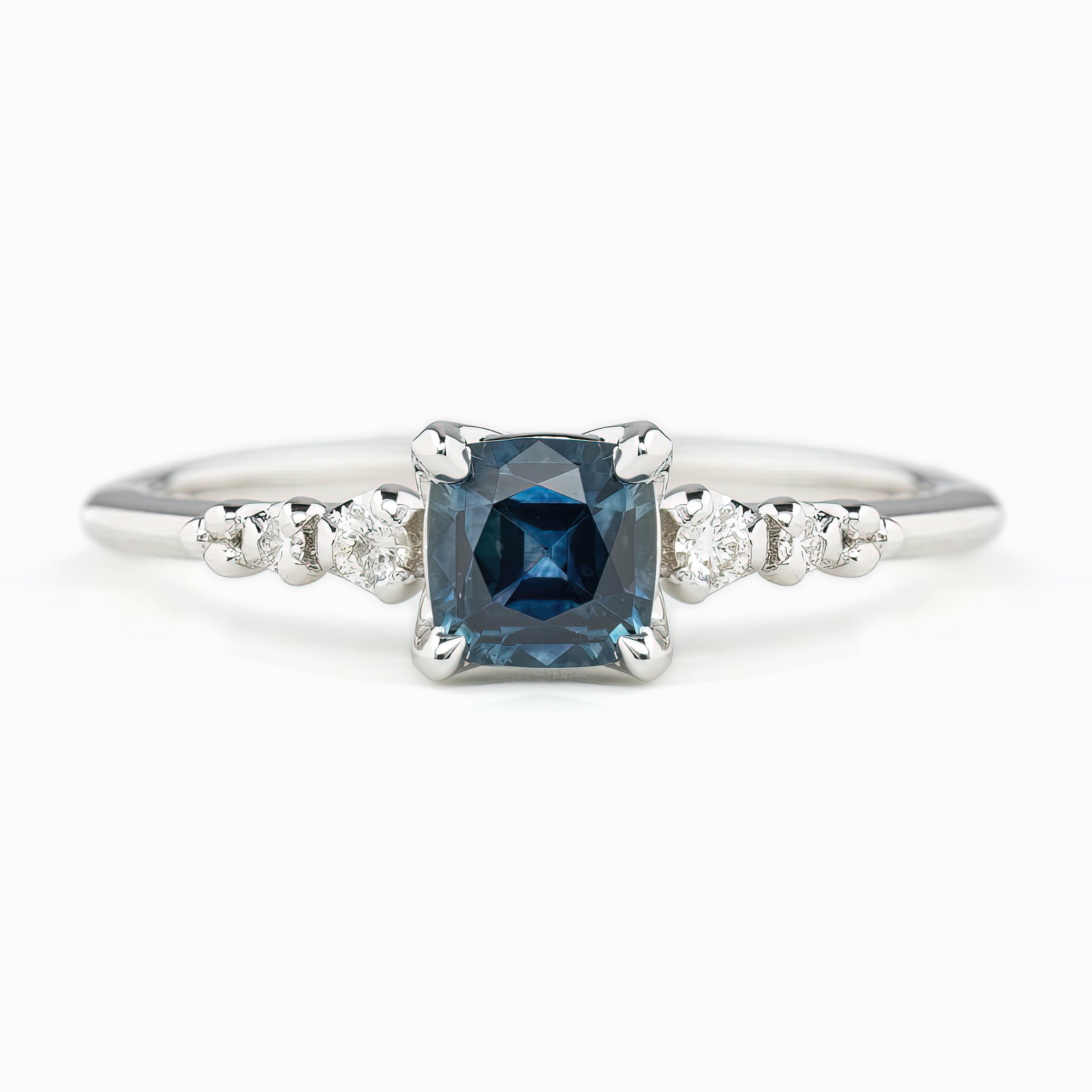 Estel Fleur Ring, 0.72ct Montana Sapphire