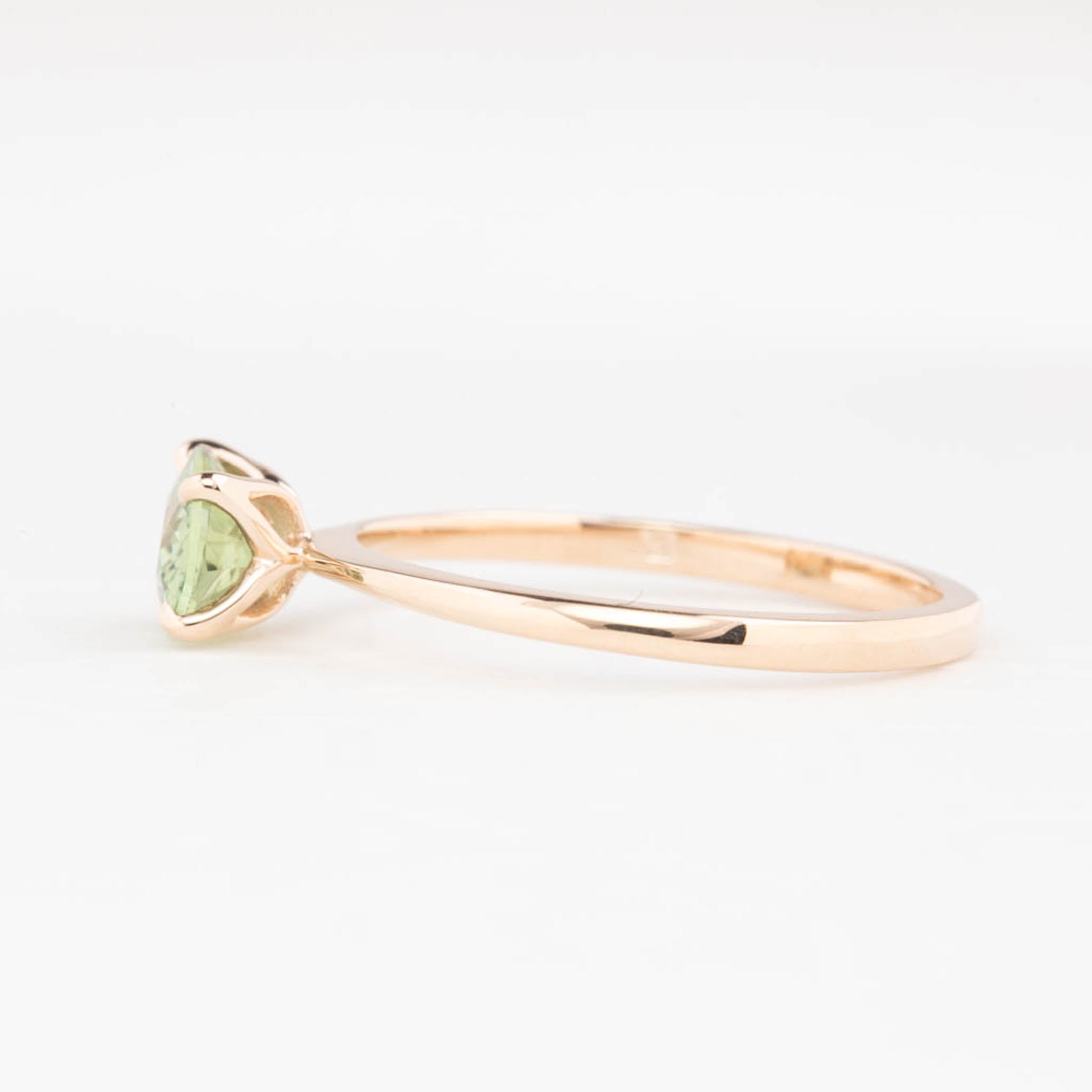 【即日配送】サラリング ・1.15ct・非加熱マダガスカル産グリーンサファイア・K14RG