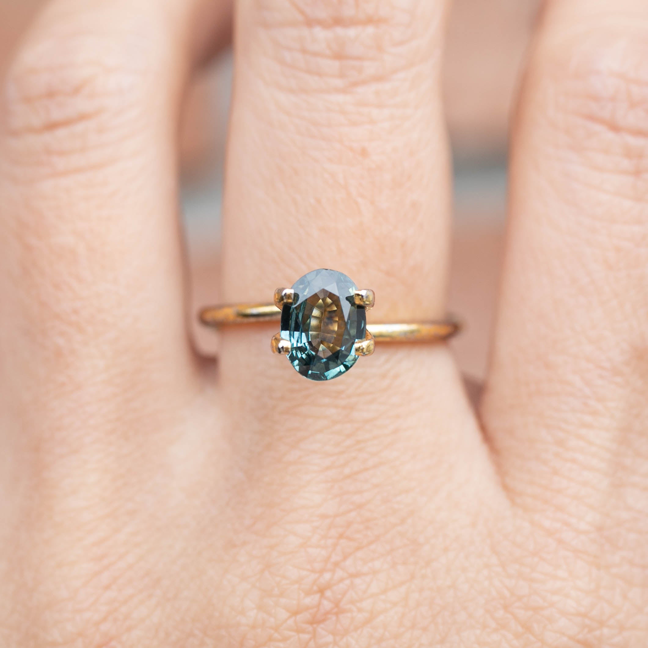 1.09ct Oval Cut Ocean Blue Green Montana Sapphire