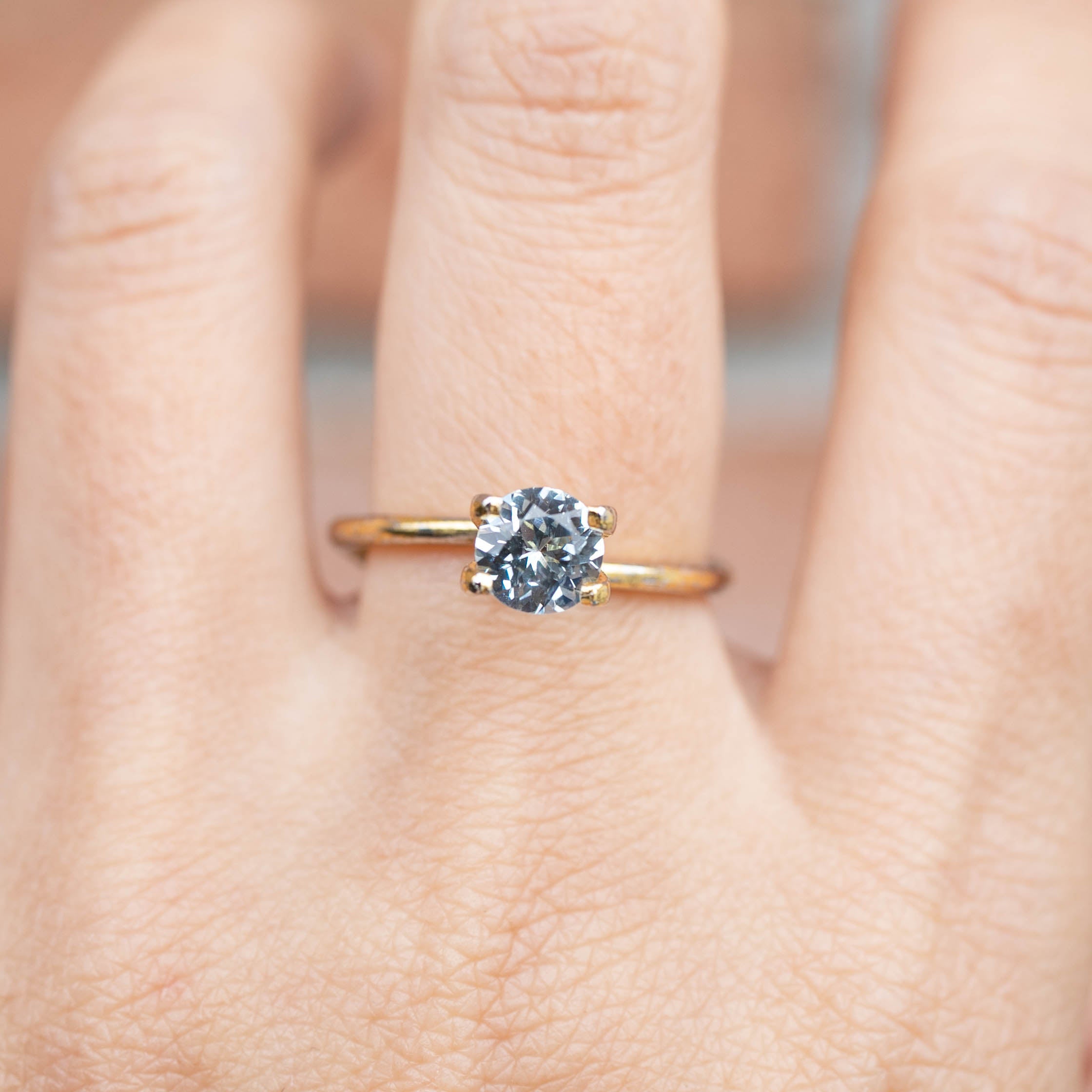 1.01ct Round Cut Light Icy Blue Montana Sapphire
