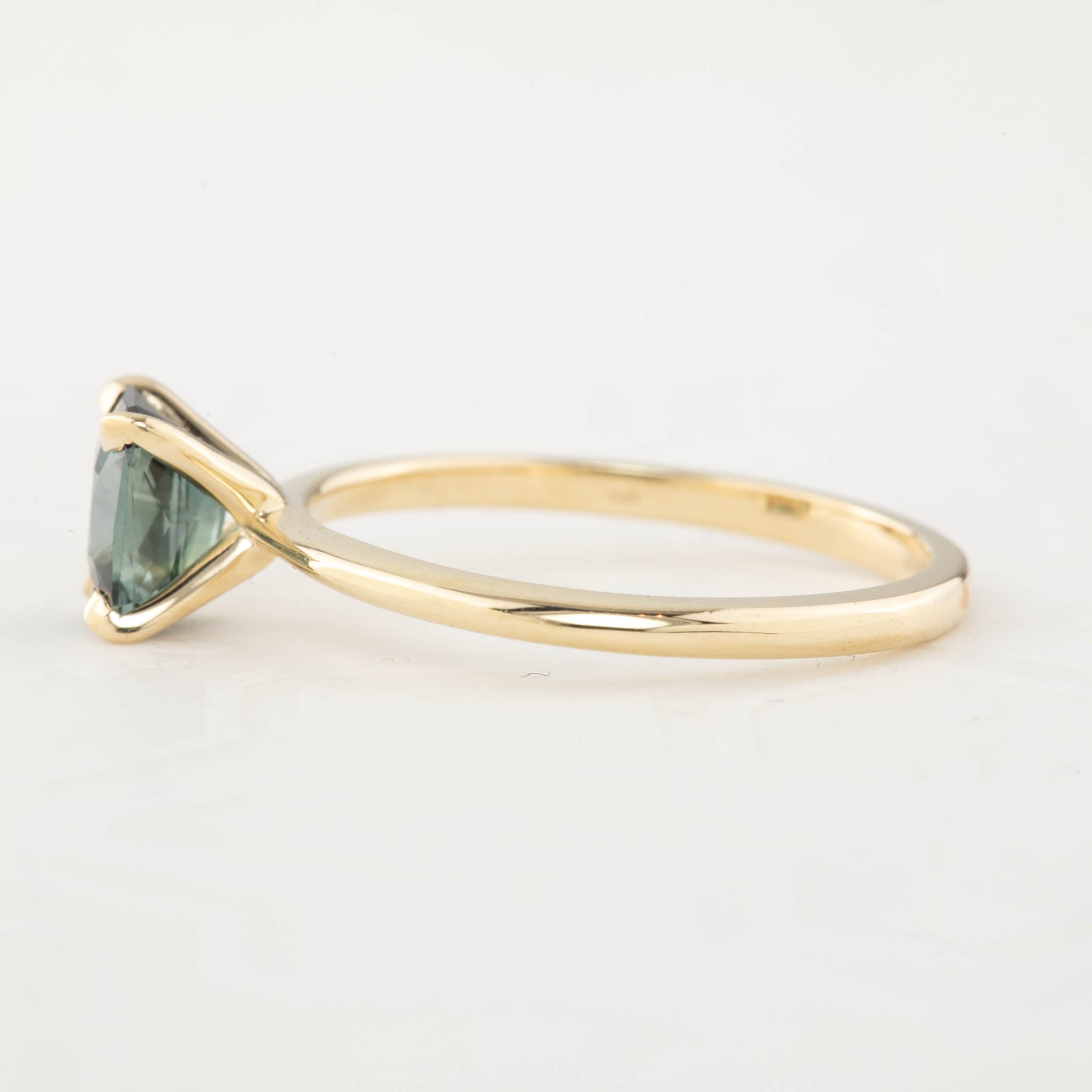Jane Setting (Emerald/Radiant cut)