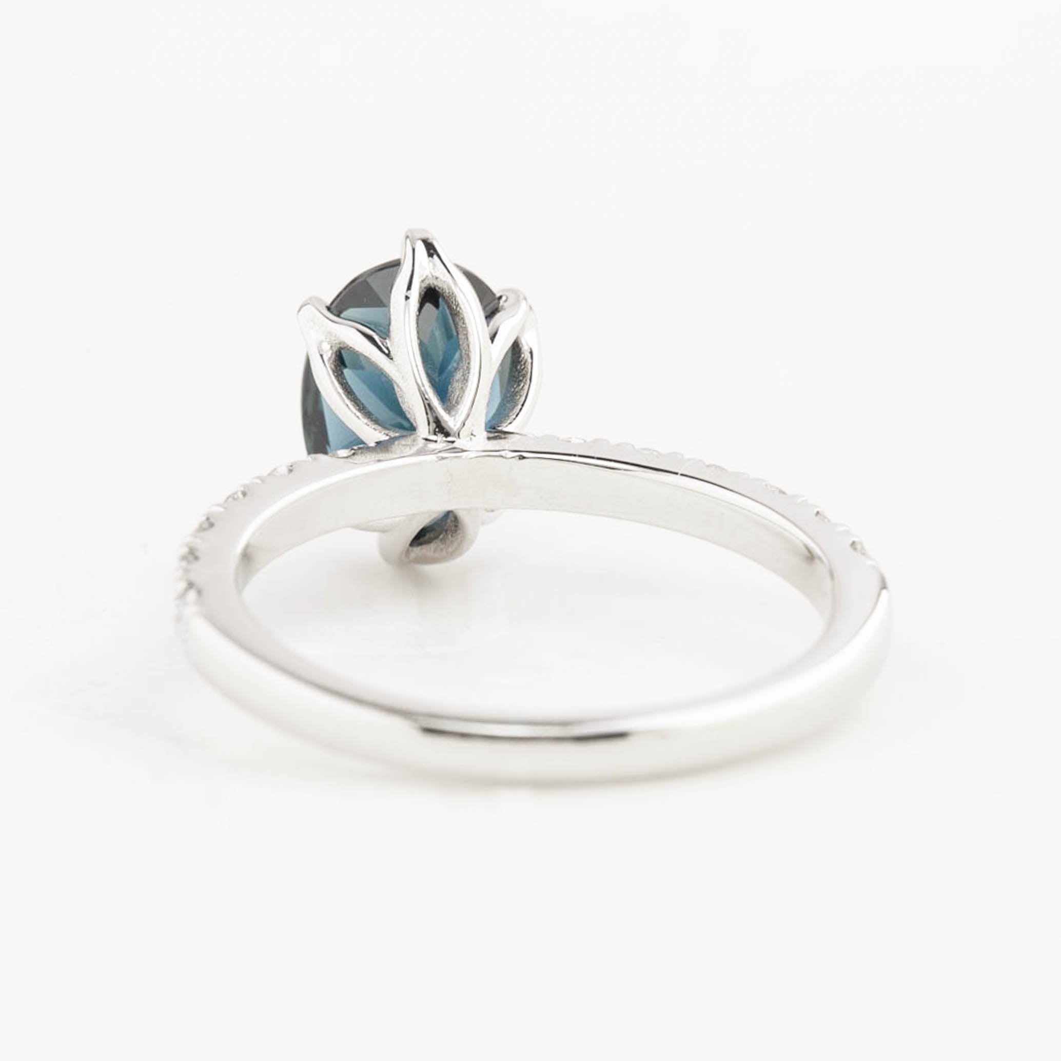 GIA Certified 2.39ct Deep Teal Blue Queensland Sapphire Maria Luxe Ring, Platinum
