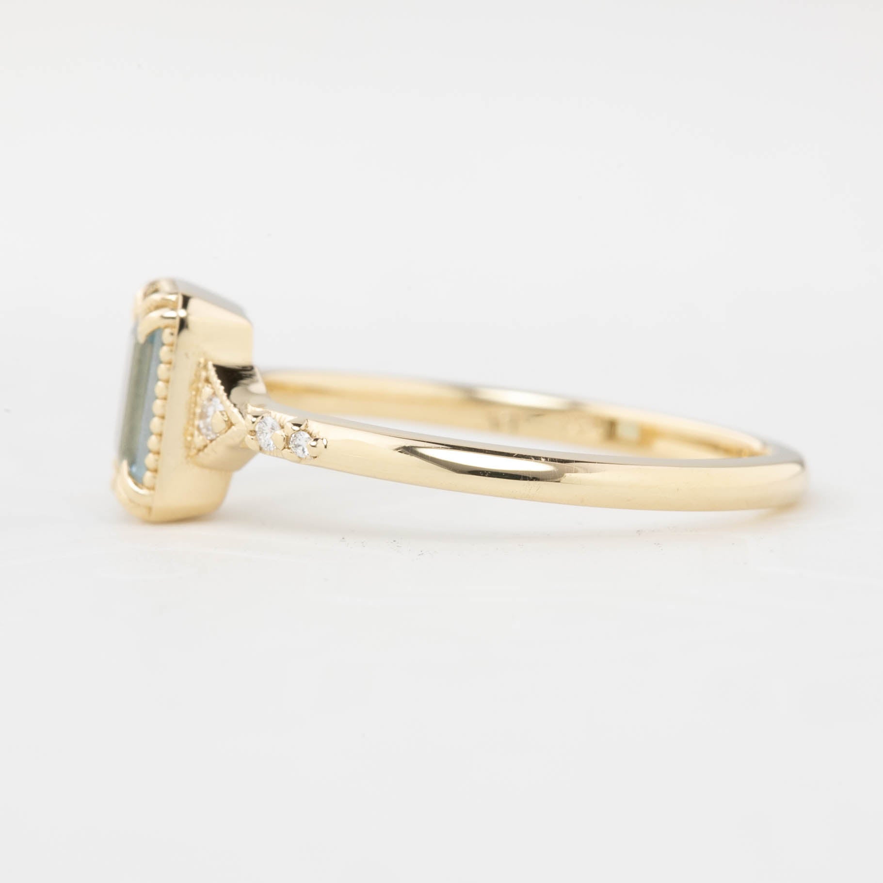 【即日配送】アガサリング・0.60ct・アクアマリン・K14YG