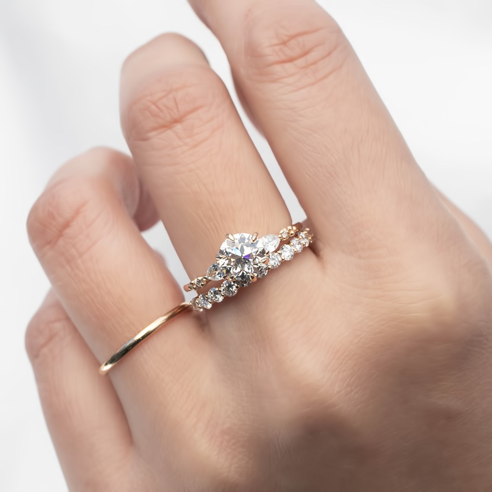 エステルフルールリング　オールドマインクッションカットダイヤモンド　1.30ct　GIA鑑定書付き