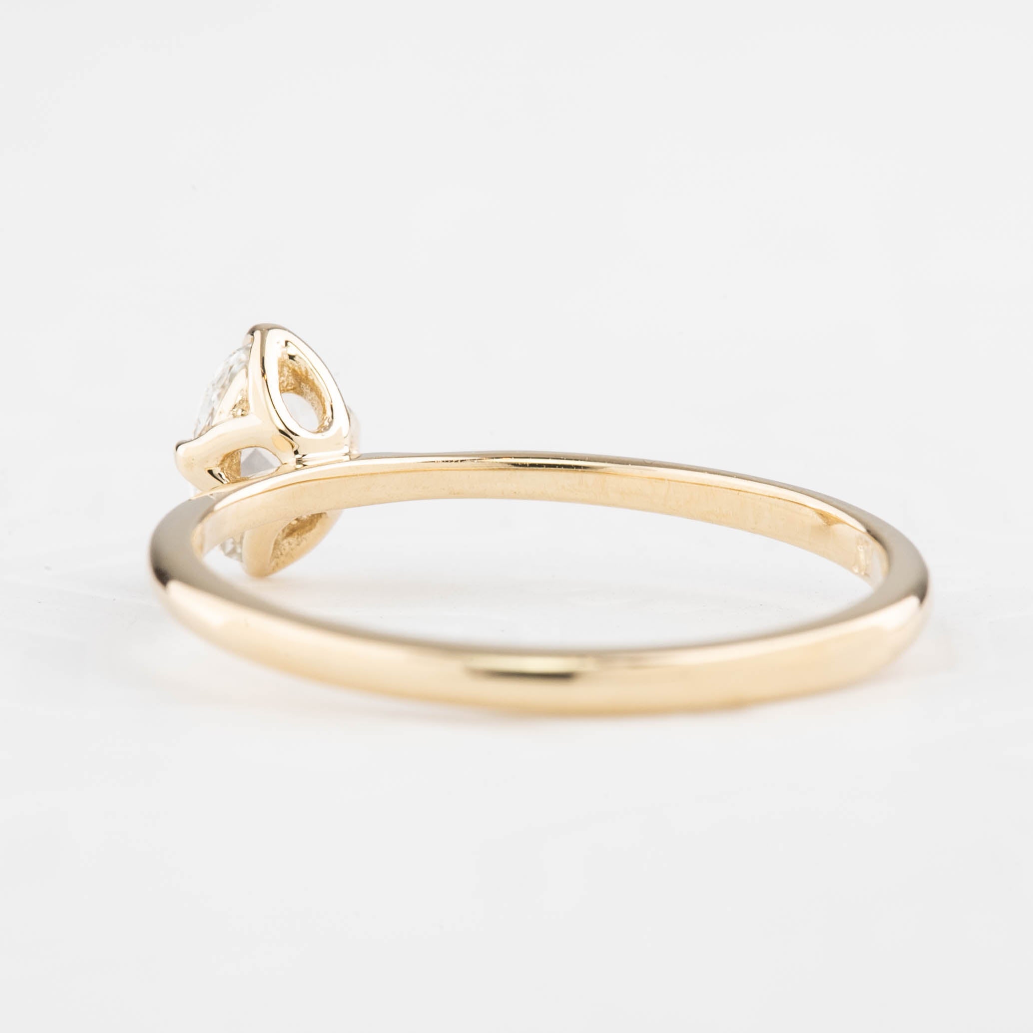 【一点物】アリスリング枠　オーバルローズカットダイヤモンド　0.26ct