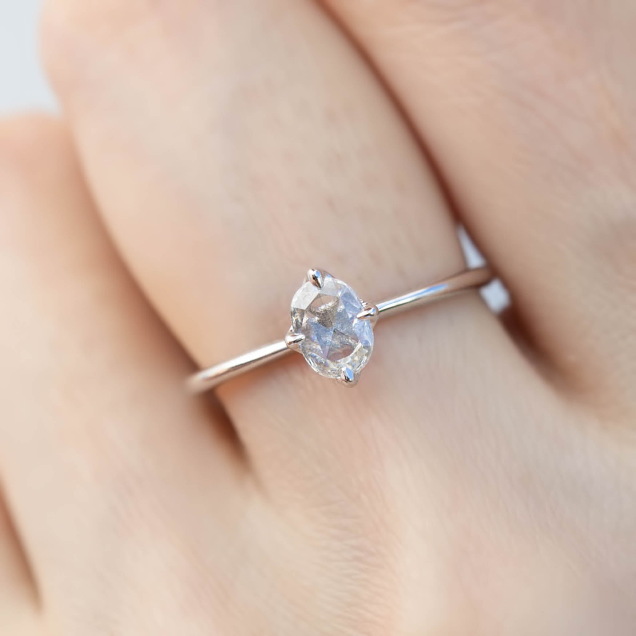 【一点物】アリスリング枠　オーバルローズカットダイヤモンド　0.26ct