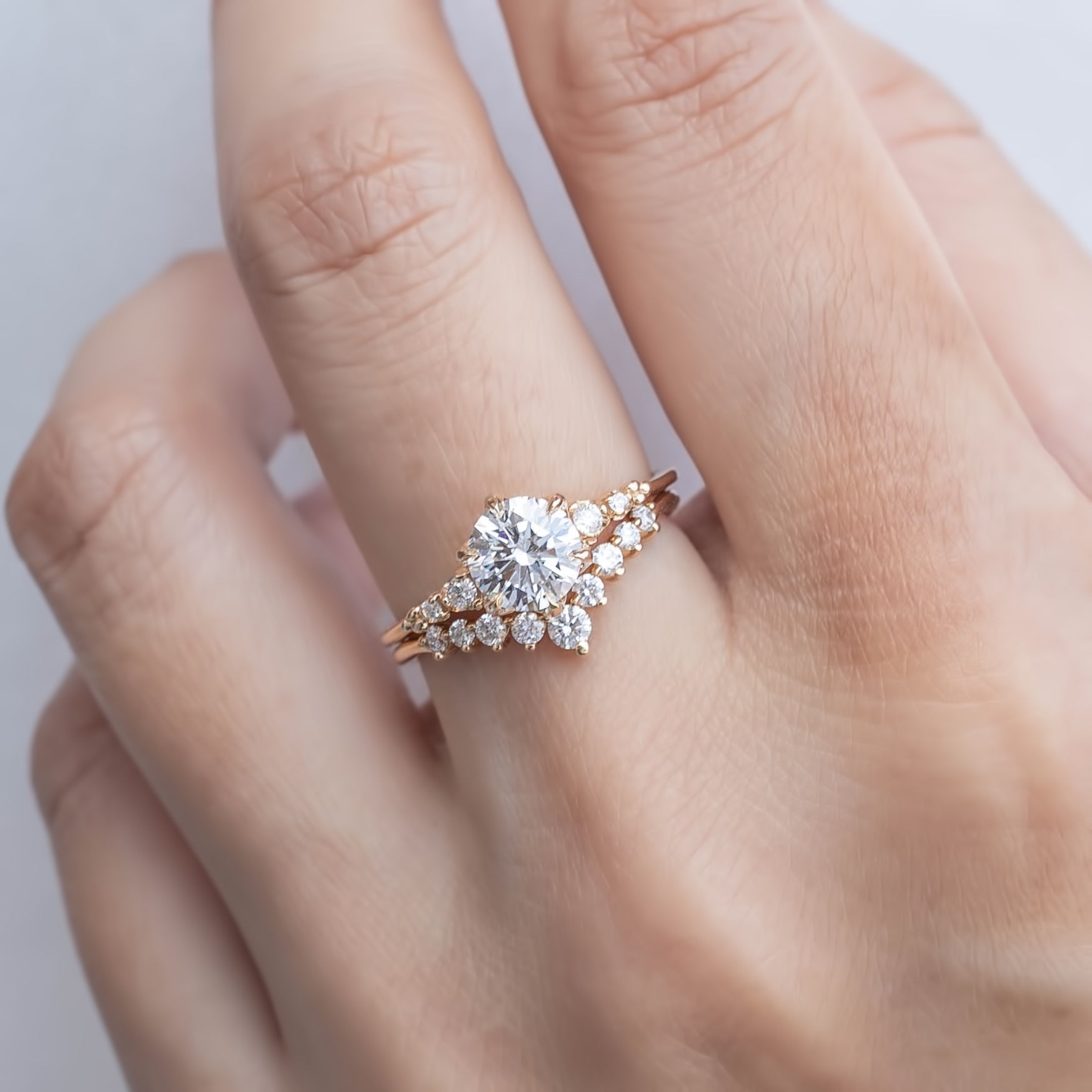 エステルフルールリング　ブリリアントカットダイヤモンド　1.0ct　GIA鑑定書付き