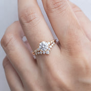 エステルフルールリング　ブリリアントカットダイヤモンド　1.0ct　GIA鑑定書付き