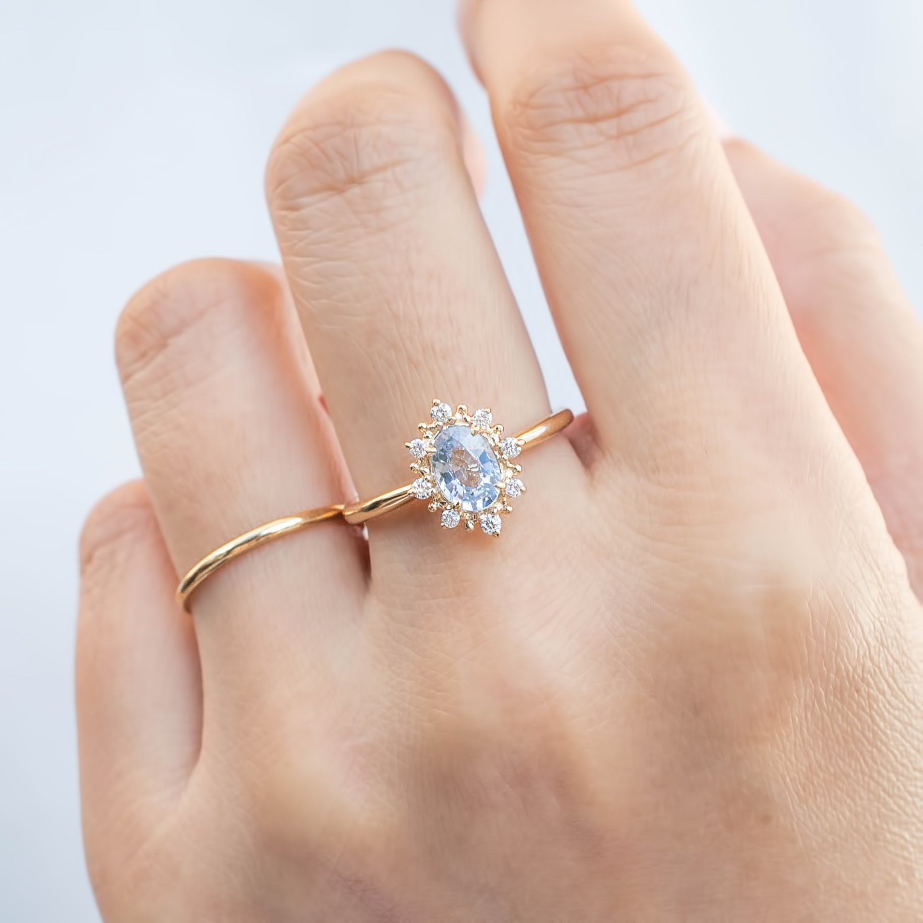 【一点物】ヴィクトリアリング ・0.91ct・加熱セイロン産ライトブルーサファイア・K14YG