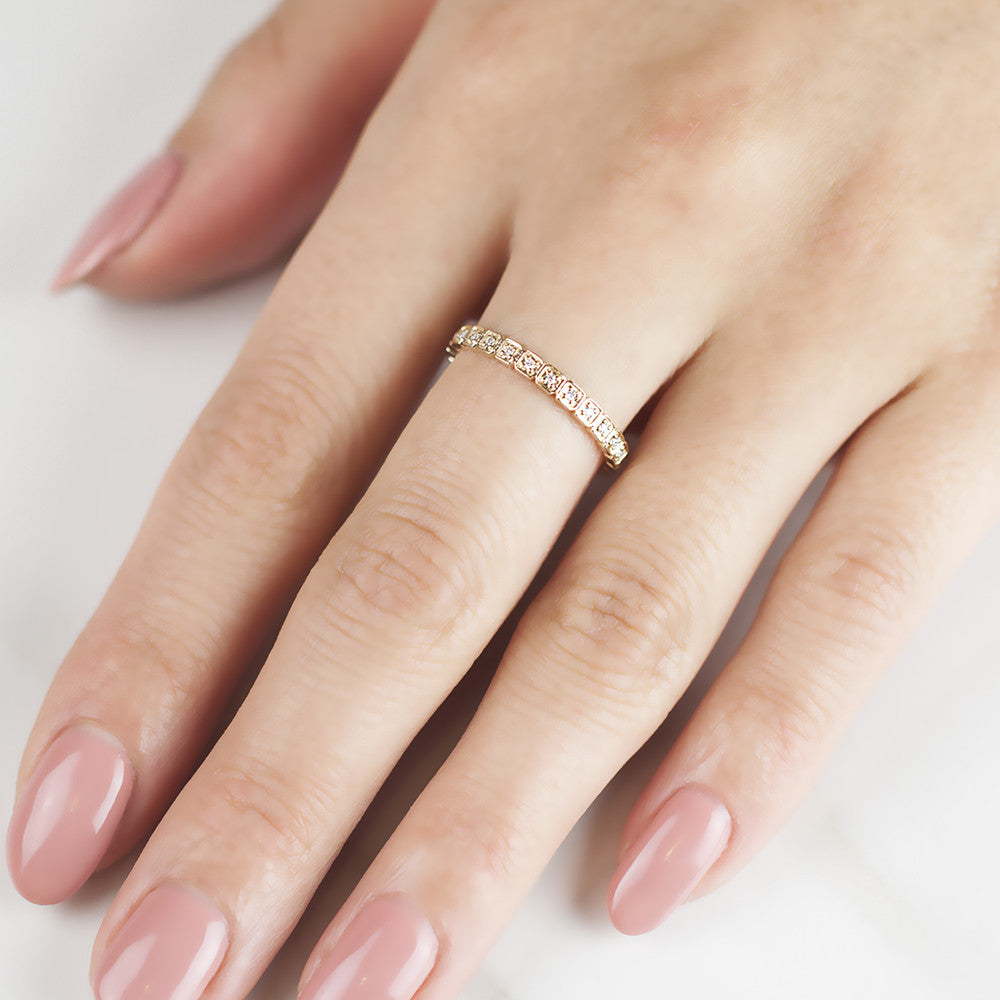 ヘーゼル エタニティ リング Hazel Eternity Ring